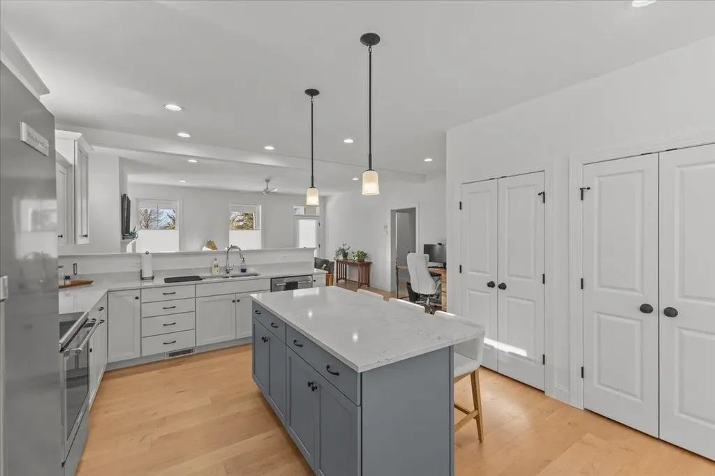 75 Medalist Drive South Burlington VT 05403