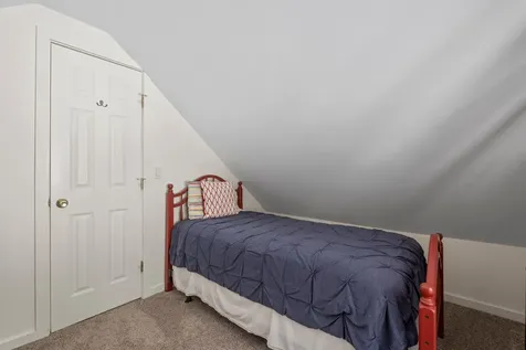 129 Coolidge Falls Road Lincoln NH 03251