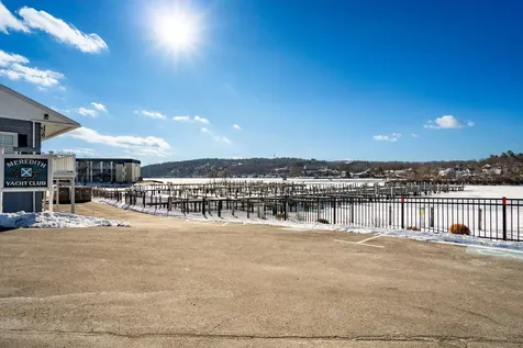 21 Pleasant Street Meredith NH 03253