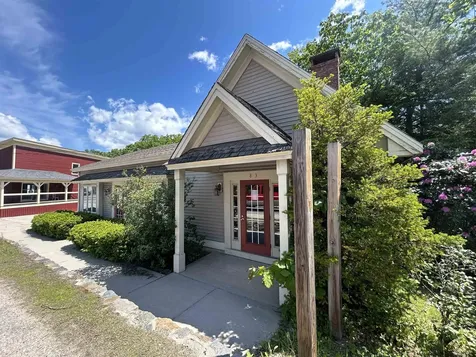 83 Center Street Wolfeboro NH 03894