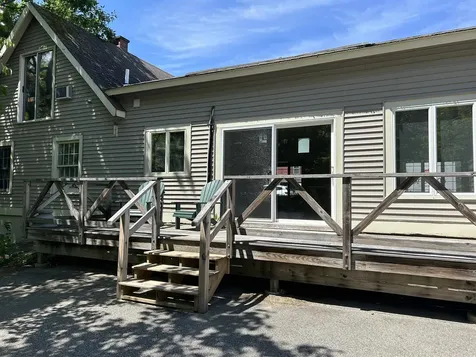 83 Center Street Wolfeboro NH 03894