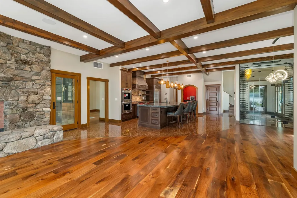 85 Mirror Lake Drive Tuftonboro NH 03816