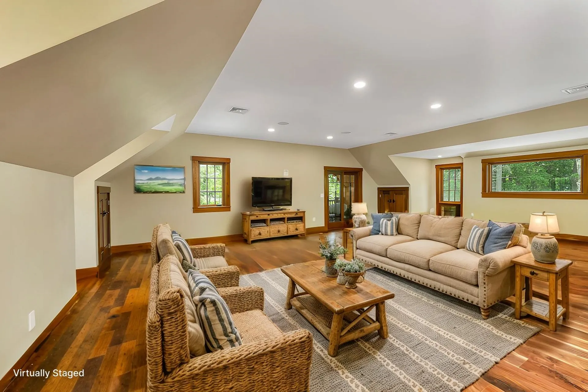 85 Mirror Lake Drive Tuftonboro NH 03816