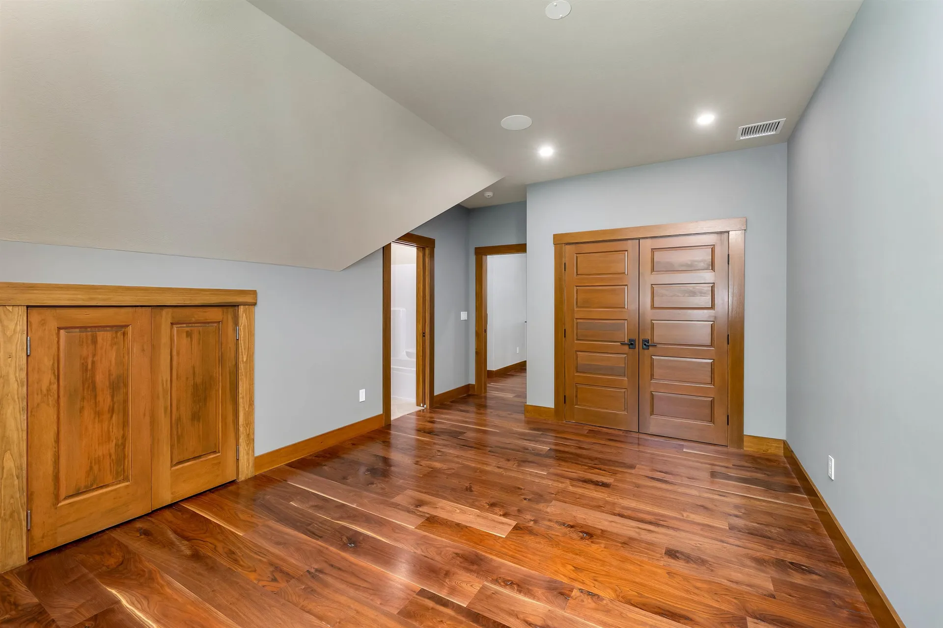 85 Mirror Lake Drive Tuftonboro NH 03816