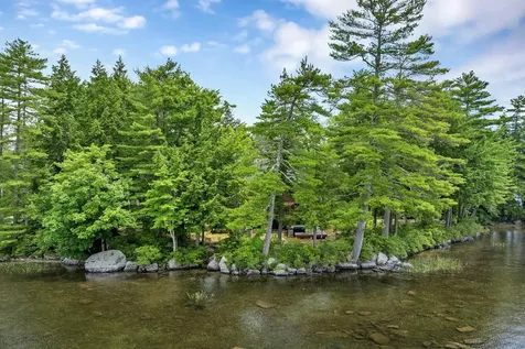 85 Mirror Lake Drive Tuftonboro NH 03816