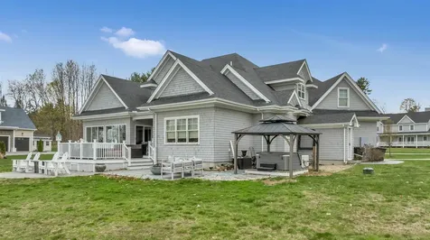 25 Fosters Drive Dover NH 03820