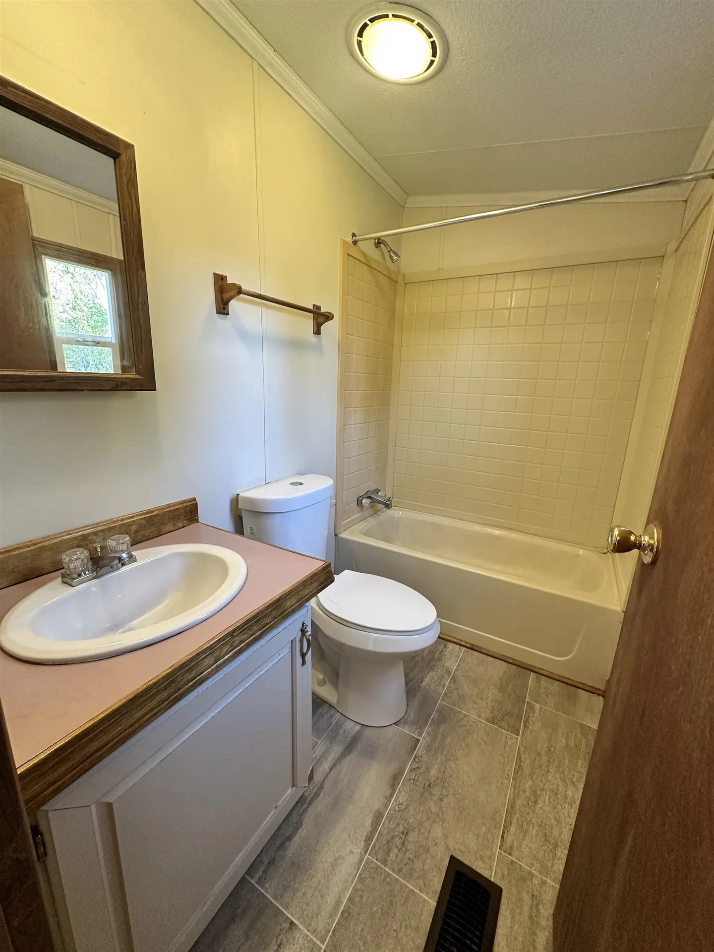 5 Wilder Lane Royalton VT 05032