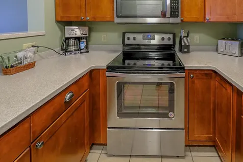 331/333 Qi Jackson Gore Inn Ludlow VT 05149