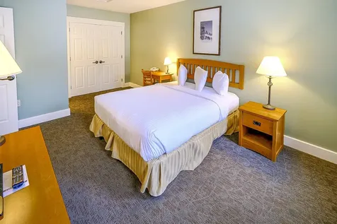 331/333 Qi Jackson Gore Inn Ludlow VT 05149