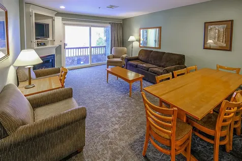 331/333 Qi Jackson Gore Inn Ludlow VT 05149