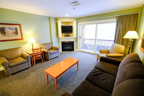 331/333 Qi Jackson Gore Inn Ludlow VT 05149