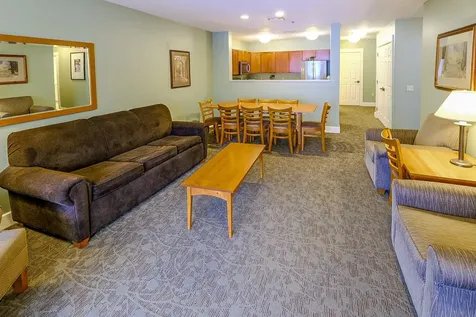 331/333 Qi Jackson Gore Inn Ludlow VT 05149