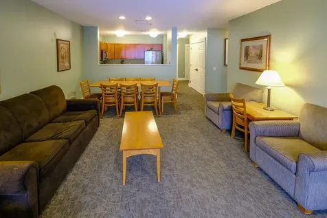 331/333 Qi Jackson Gore Inn Ludlow VT 05149