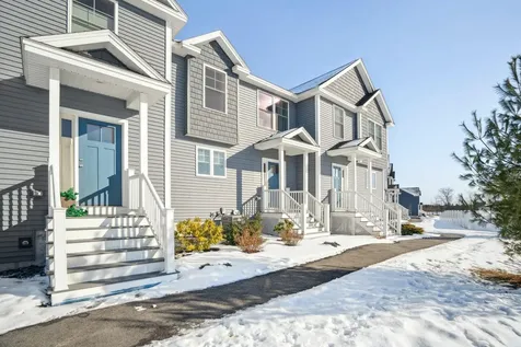 84 Stillwater Circle Somersworth NH 03878