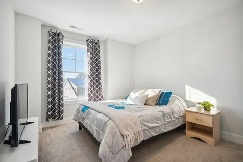 84 Stillwater Circle Somersworth NH 03878
