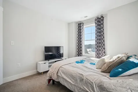 84 Stillwater Circle Somersworth NH 03878