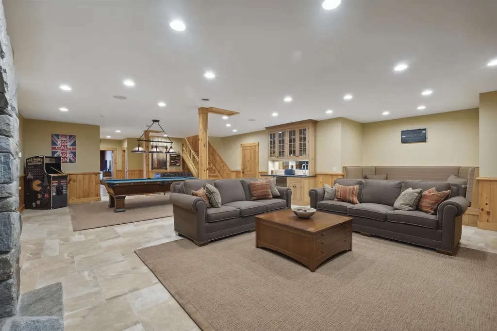 695 Tanglewood Drive Killington VT 05751