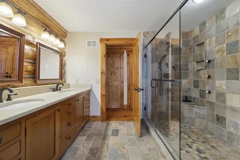 695 Tanglewood Drive Killington VT 05751