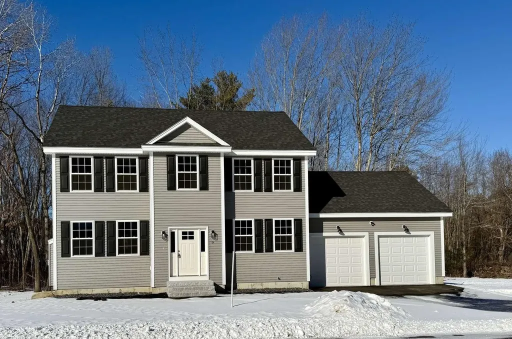 9 Valley Lane Somersworth NH 03878
