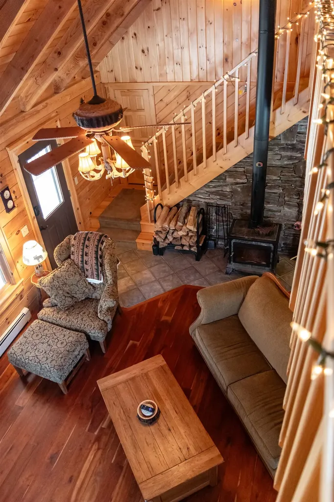 221 Teer Road Mount Holly VT 05758