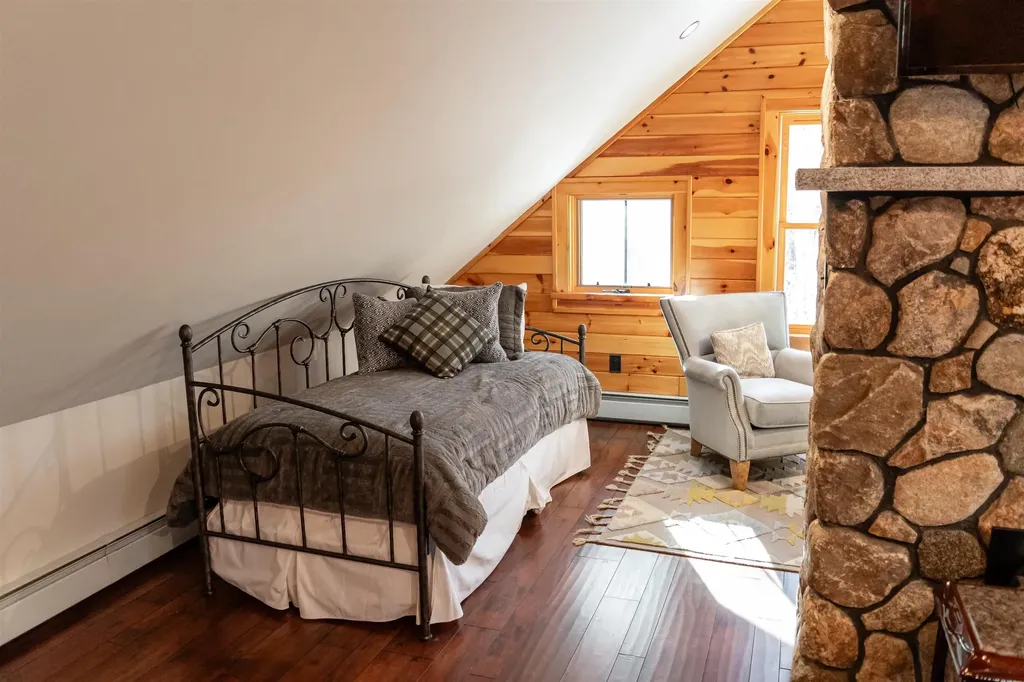 221 Teer Road Mount Holly VT 05758