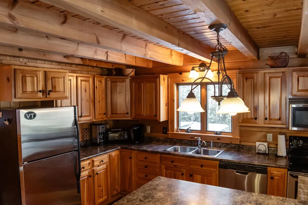 221 Teer Road Mount Holly VT 05758