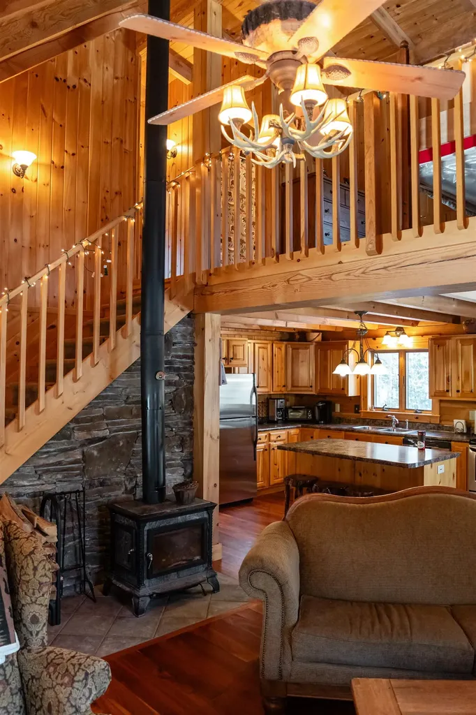 221 Teer Road Mount Holly VT 05758