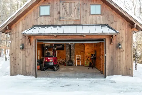 221 Teer Road Mount Holly VT 05758