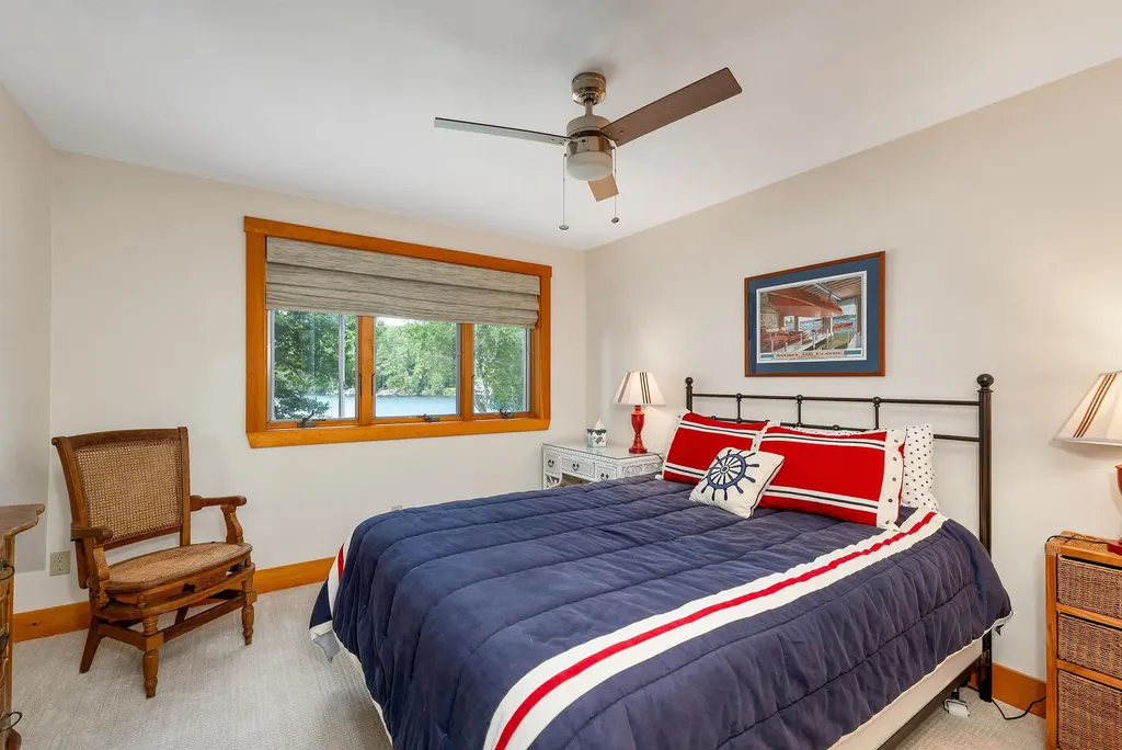 136 Oakwood Road Wolfeboro NH 03894