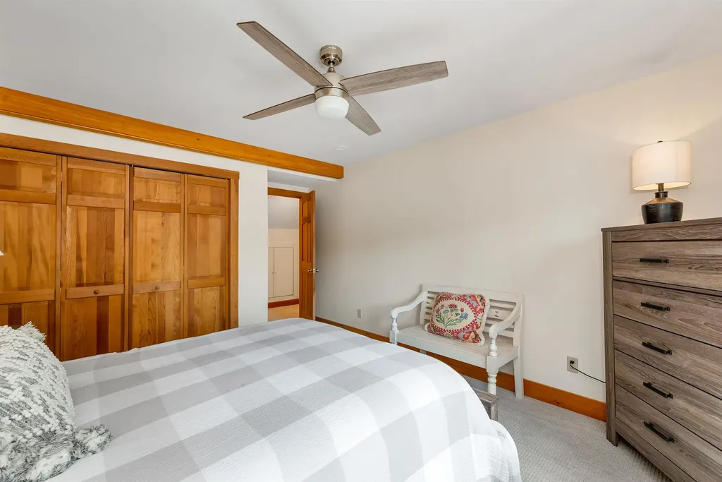 136 Oakwood Road Wolfeboro NH 03894