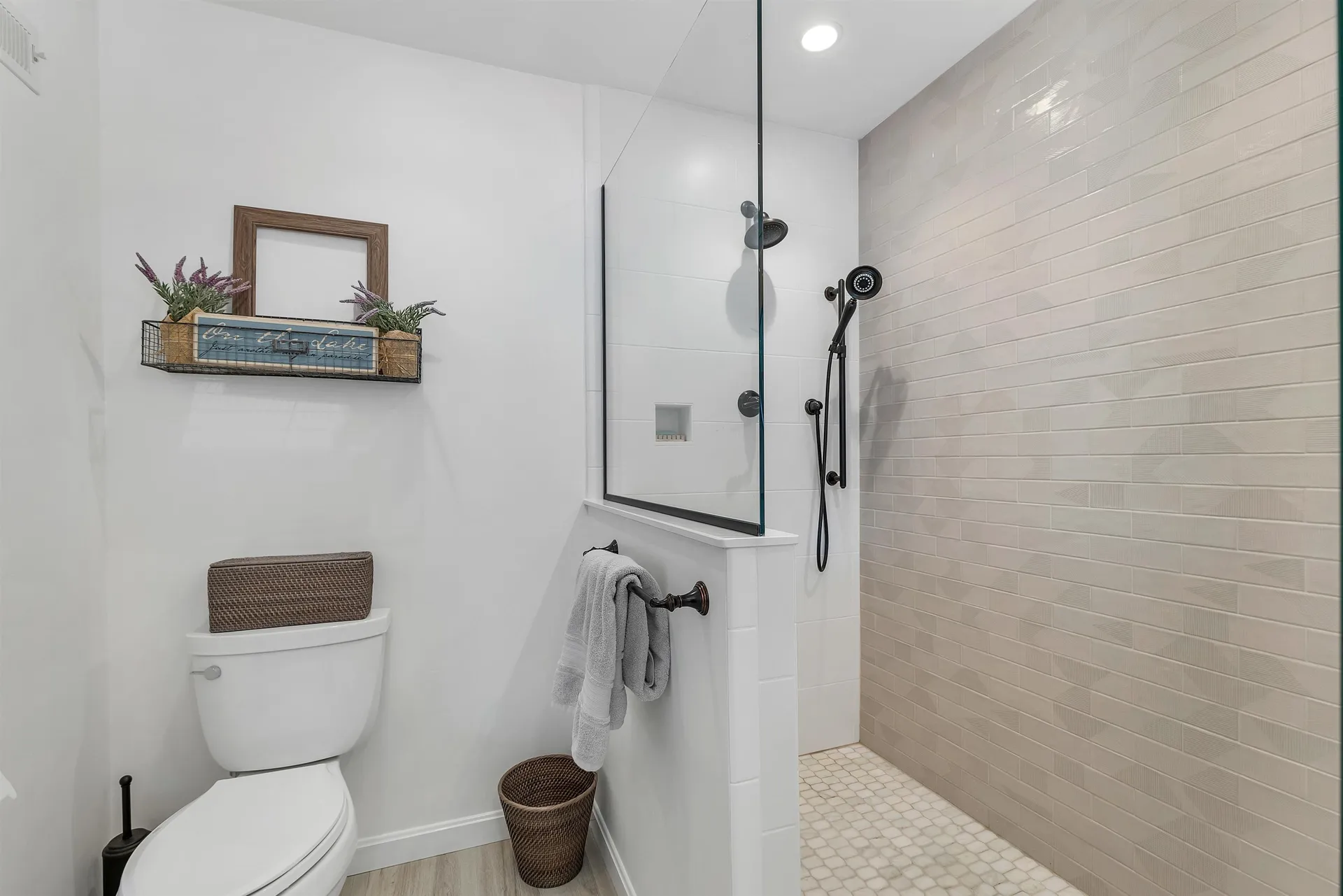 136 Oakwood Road Wolfeboro NH 03894