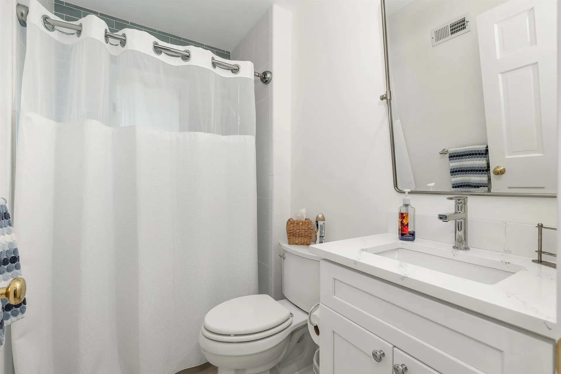 136 Oakwood Road Wolfeboro NH 03894