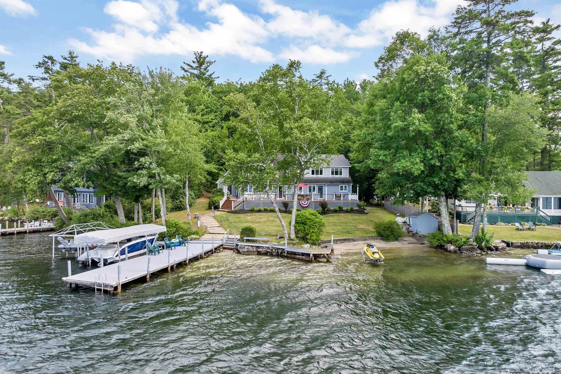 136 Oakwood Road Wolfeboro NH 03894