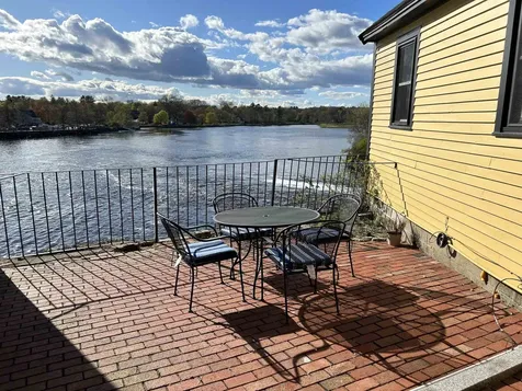 12 String Bridge Exeter NH 03833