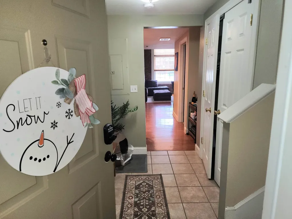 48 Landing Lane Laconia NH 03246