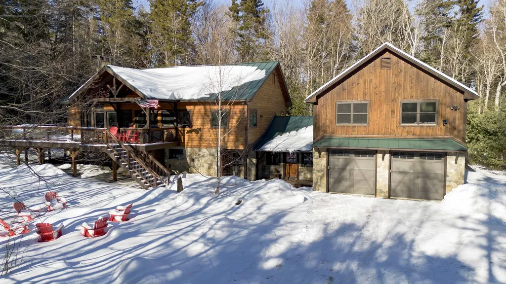 34 East Village Circle Wilmington VT 05363
