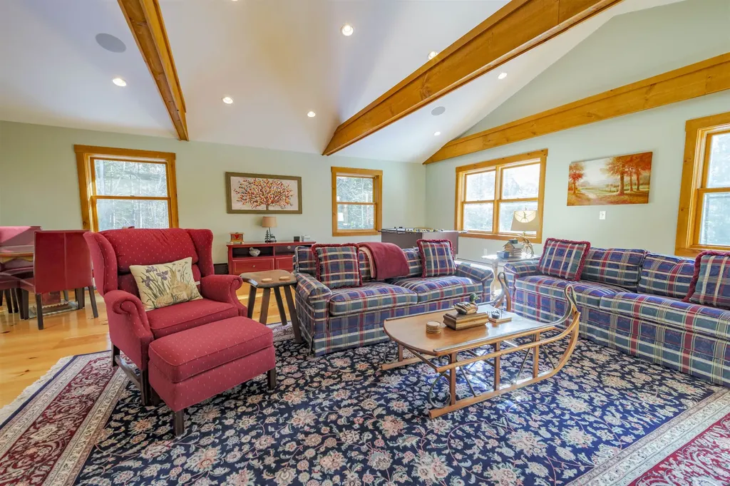 34 East Village Circle Wilmington VT 05363