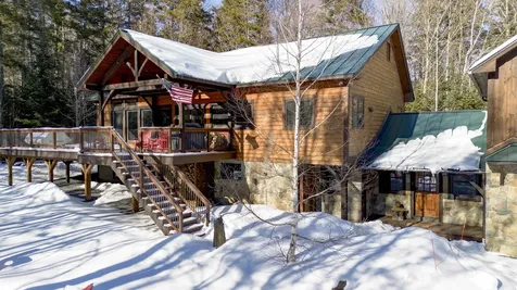 34 East Village Circle Wilmington VT 05363