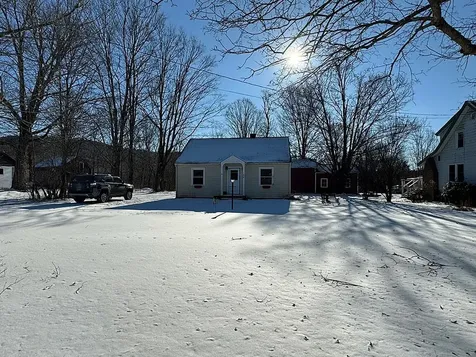 864-878 East Main Street Poultney VT 05764
