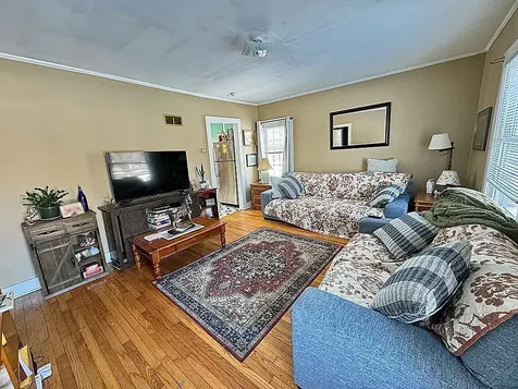 864-878 East Main Street Poultney VT 05764