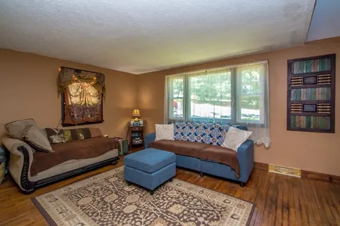 471 Wentworth Road Brookfield NH 03872