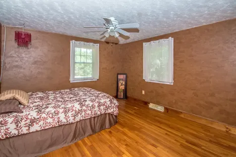 471 Wentworth Road Brookfield NH 03872