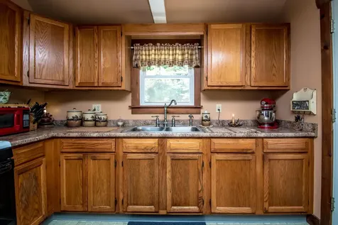 471 Wentworth Road Brookfield NH 03872