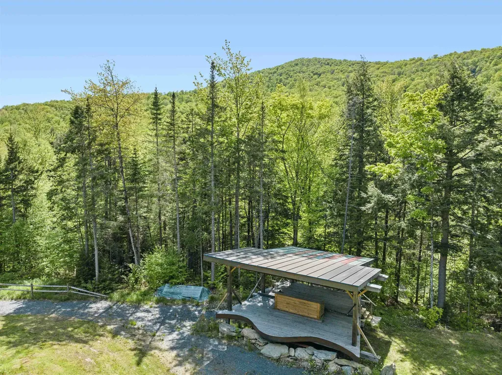 512 Woodbury Mountain Road Calais VT 05648