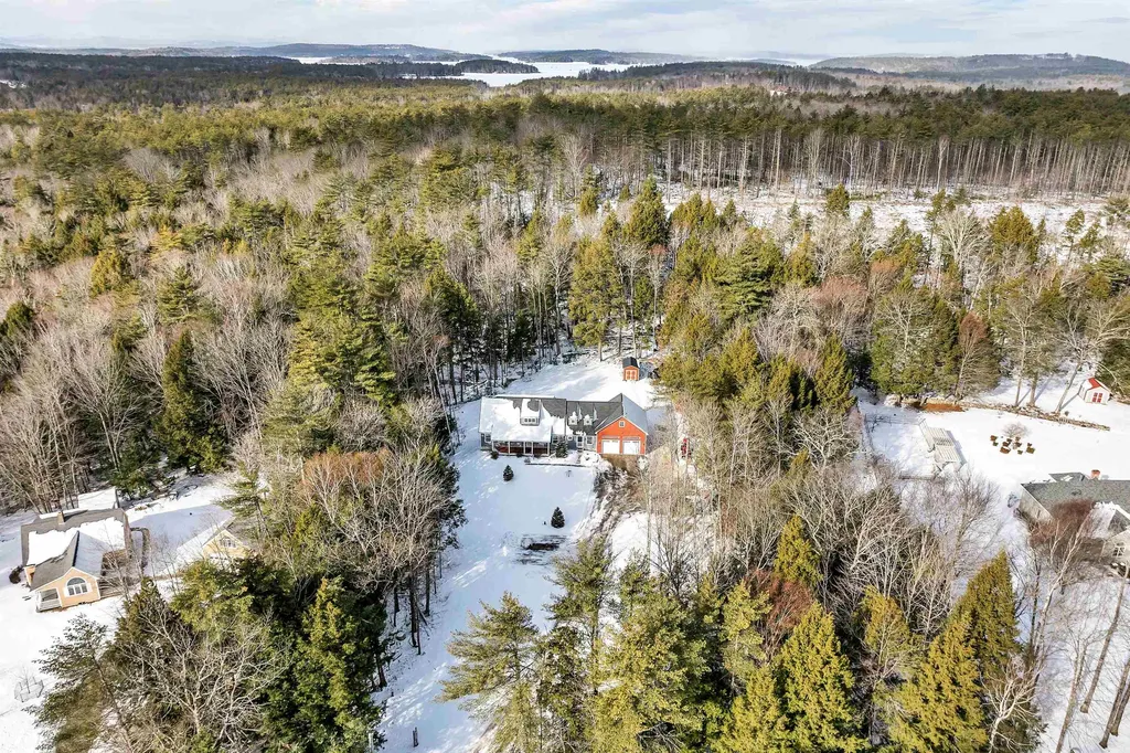 19 Pine Mill Drive Tuftonboro NH 03816