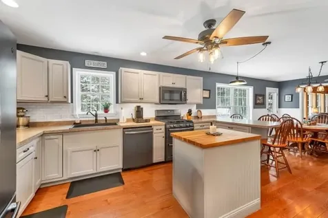 19 Pine Mill Drive Tuftonboro NH 03816