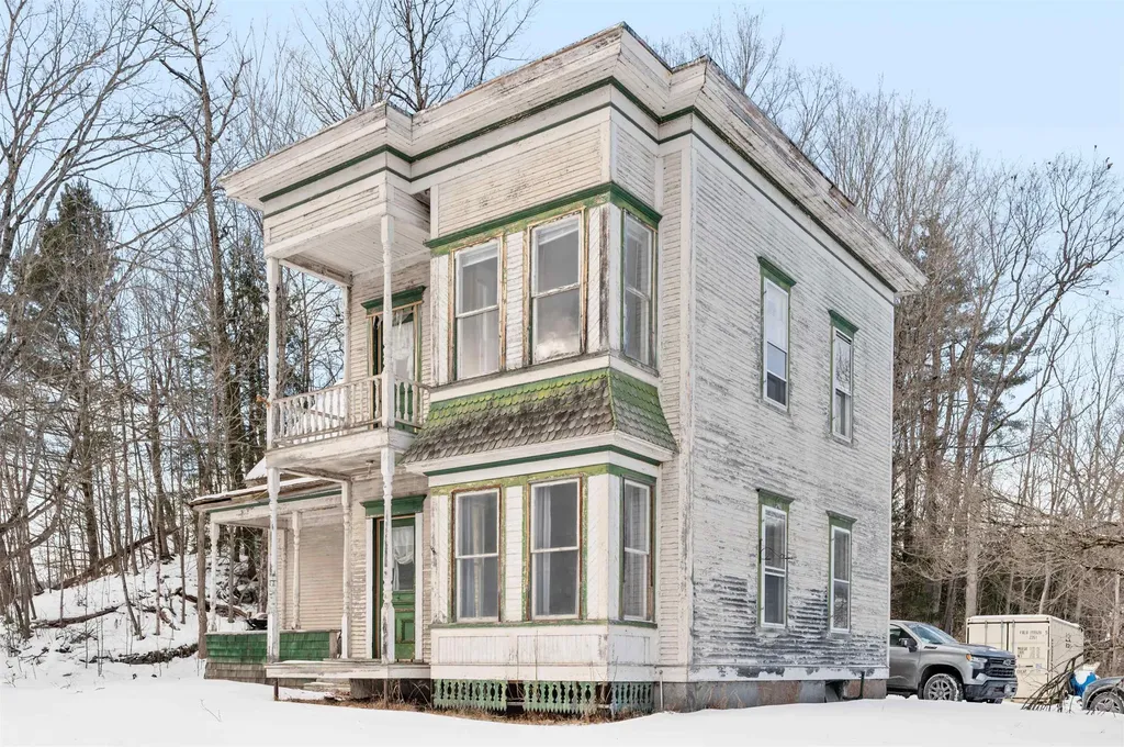105 Brockway Hill Road Williamstown VT 05679