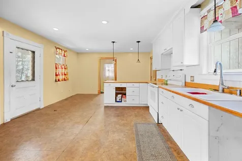 105 Brockway Hill Road Williamstown VT 05679