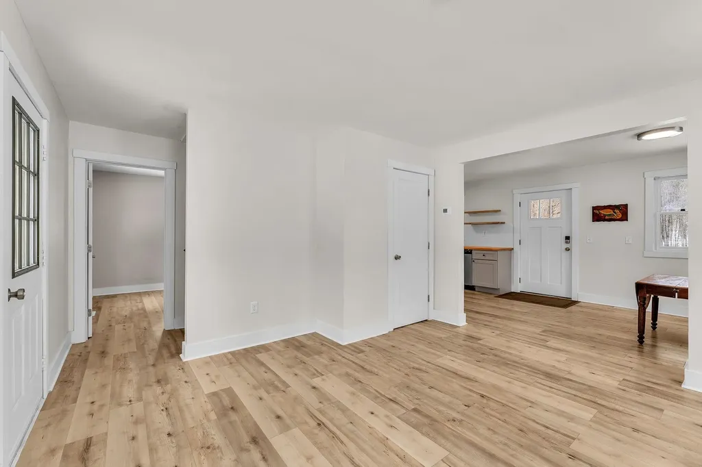 175 Thomas Drive Bristol VT 05443