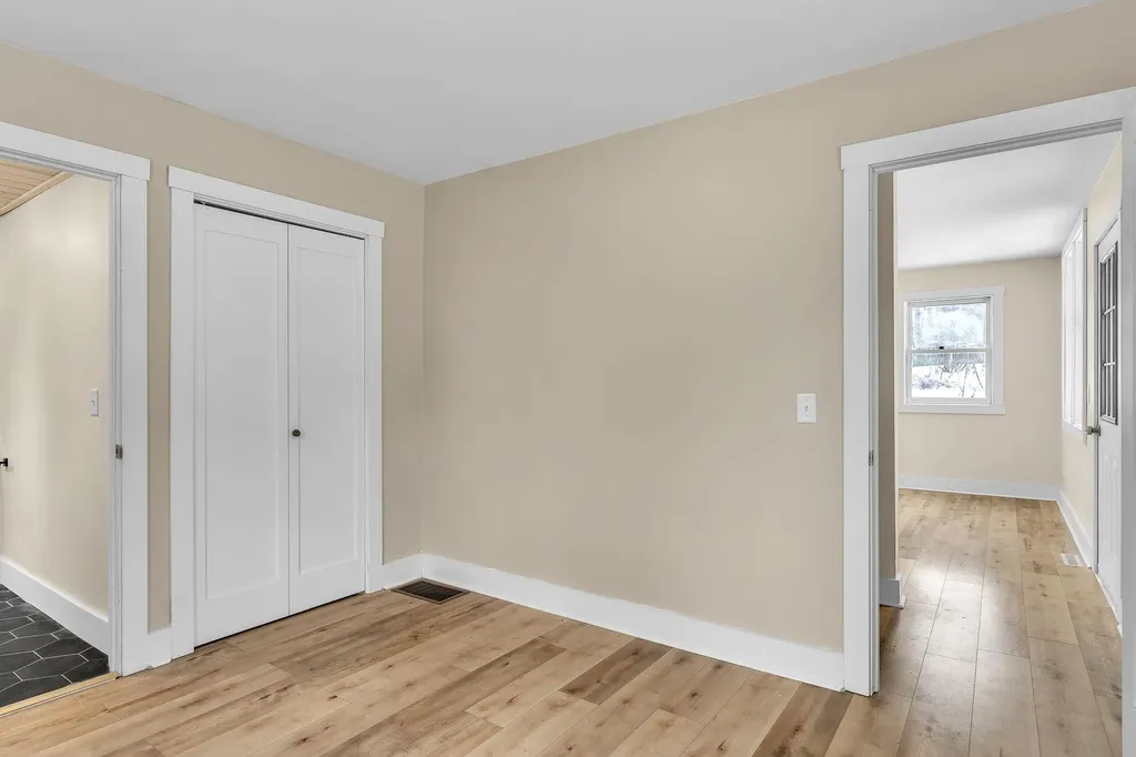 175 Thomas Drive Bristol VT 05443